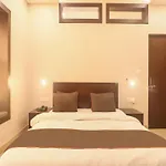 Super Townhouse Amaraa Farms Near Lulu Hypermarket